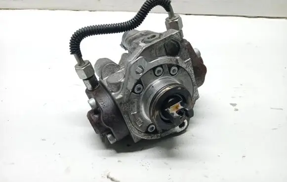 Mazda 6 Fuel injection high pressure pump SH0113800D