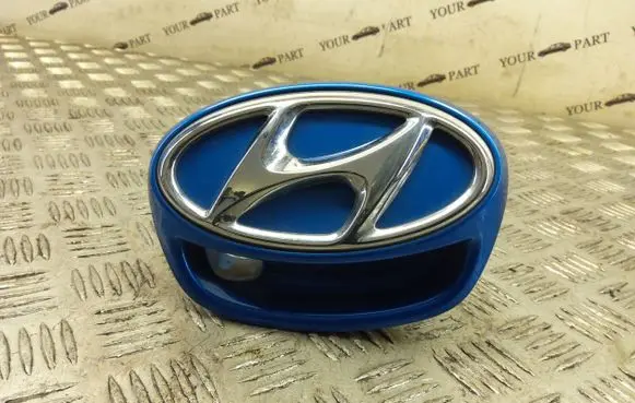 Hyundai Ioniq Tailgate opening switch 