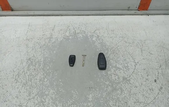 Ford Puma Ignition key/card S1TT15K601AA