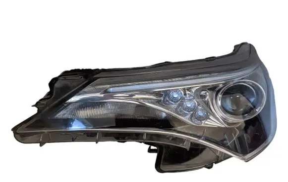 Toyota Avensis T270 Headlight/headlamp 8117005380