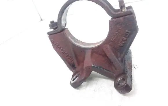 Ford Focus C-MAX Driveshaft support bearing bracket 3M513K305PB