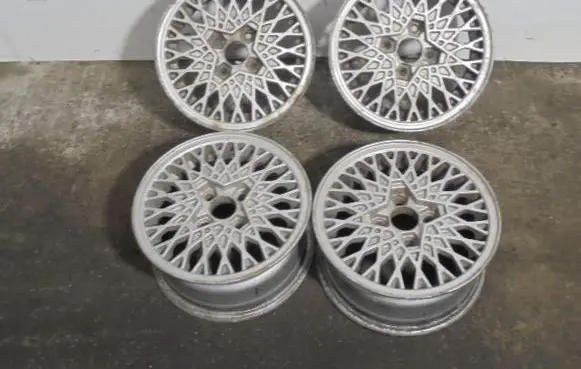 Volkswagen Golf III R12 alloy rim KBA41350
