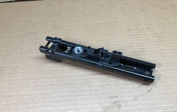 Skoda Octavia Mk2 (1Z) Seat belt adjustment motor 5K0857819A