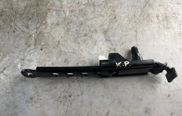 Toyota Land Cruiser (J120) Seat belt height adjuster 