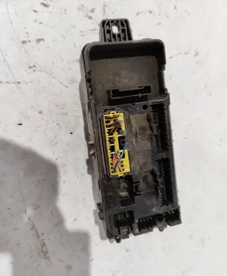 Volvo S40, V40 Fuse module 0212961