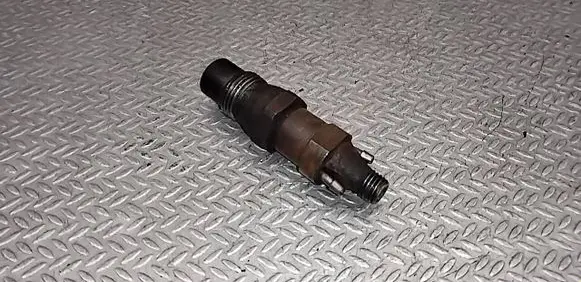 Volkswagen Transporter - Caravelle T4 Fuel injector 068130202