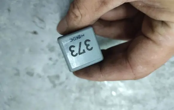 Volkswagen Golf VI Other relay 8D0951253A