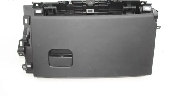 Land Rover Range Rover Evoque L551 Glove box
