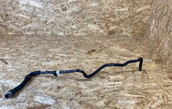 Porsche Taycan 9J1 Engine coolant pipe/hose 4KR122109E