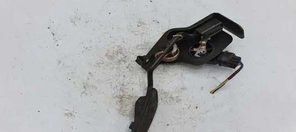 Toyota Corolla Verso AR10 Accelerator throttle pedal NOCODE