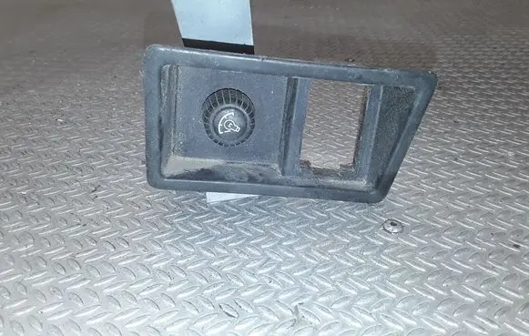 Mitsubishi Pajero Interior lighting switch 