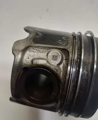 BMW 3 F30 F35 F31 Piston 843ME