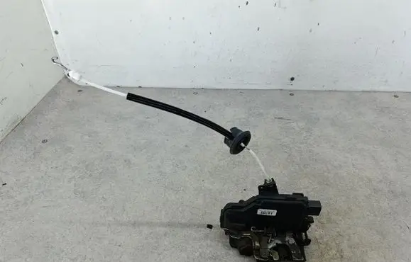 Audi A2 Rear door lock 8Z0839016D