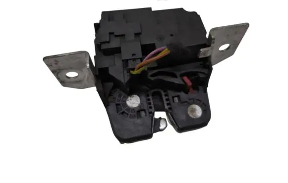 Tailgate/trunk/boot lock/catch/latch