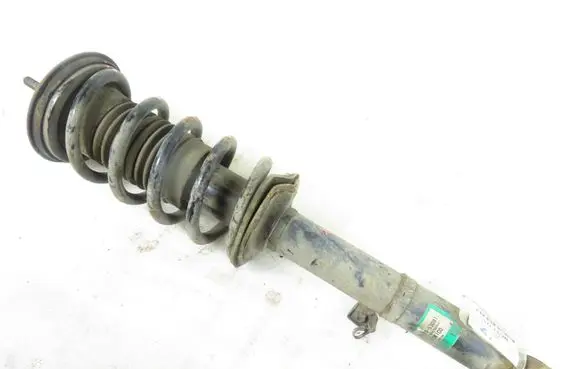 Lexus IS 200-300 Rear shock absorber with coil spring 220642060692 4852053081