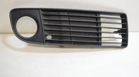 Audi A6 S6 C5 4B Front fog light trim/grill 4B0807682S