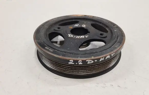 Toyota Corolla Verso E121 Crankshaft pulley 134080R011