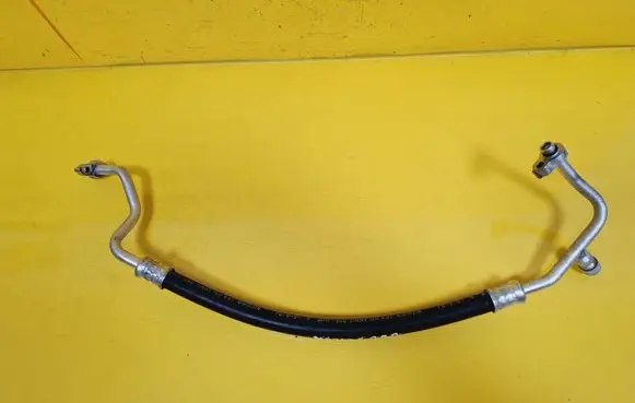 Mazda 5 Air conditioning (A/C) pipe/hose 