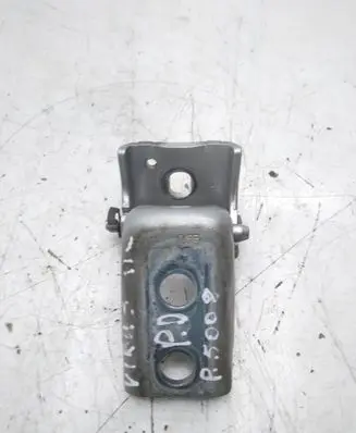 Peugeot 5008 Front door upper hinge