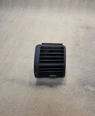 Audi A2 Dashboard side air vent grill/cover trim 8Z0820902C