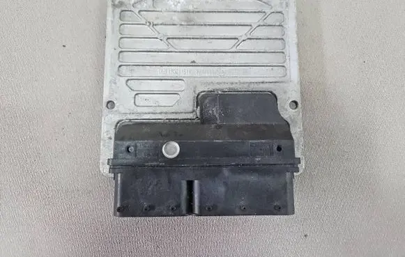 Mercedes-Benz C W203 Engine control unit/module ECU A2710108702 A2711538579 F203J50