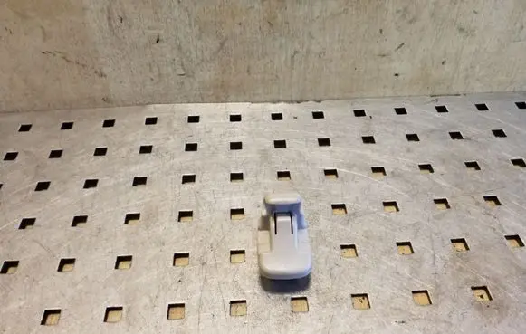 Sun visor clip/hook/bracket