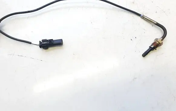 Opel Corsa E Exhaust gas temperature sensor 55495557 1742372807726