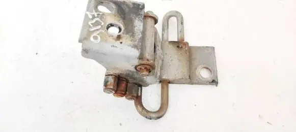 Audi A4 S4 B5 8D Rear door lower hinge