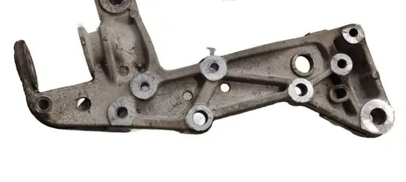Volkswagen Golf V Engine mounting bracket 1K0199295