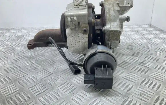 Skoda Yeti (5L) Turbo 03L253056T