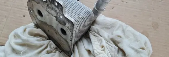 Ford Mustang VI Engine oil radiator GR3E6A642GA
