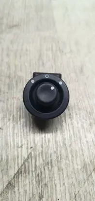 Renault Laguna II Wing mirror switch 8200002442A
