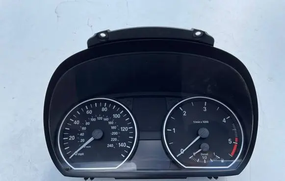 BMW 1 E81 E87 Speedometer (instrument cluster) 9141476 102498275