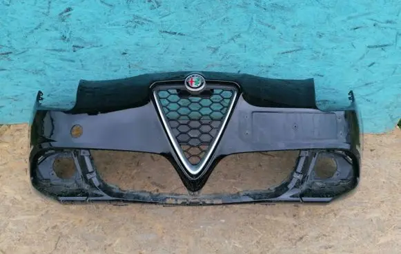 Alfa Romeo Giulietta Front bumper
