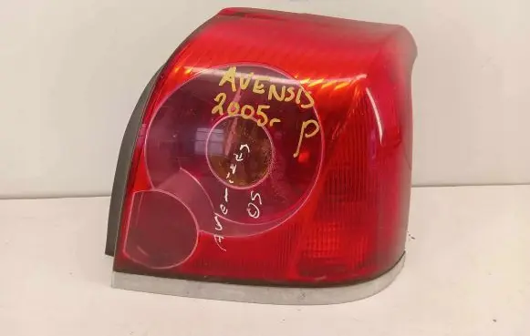 Toyota Avensis T250 Rear/tail lights sdwegfe