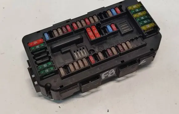BMW M4 F82 F83 Fuse module 9337879 06092014