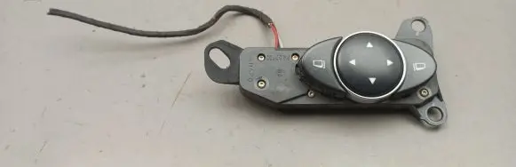 Mercedes-Benz E W211 Wing mirror switch 2118208310 03211010