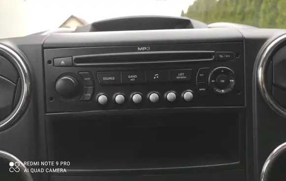 Citroen Berlingo Radio/CD/DVD/GPS head unit
