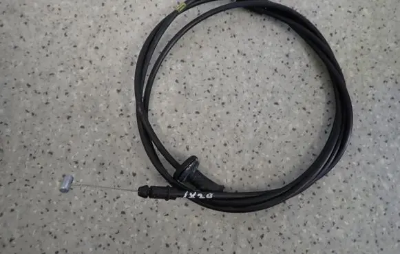 Hyundai ix20 Engine bonnet/hood lock release cable 