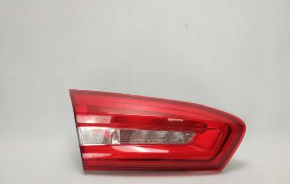 Ford Focus Tailgate rear/tail lights JX7B-13A603-CA