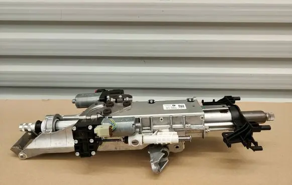 BMW XM Steering wheel axle 6894882