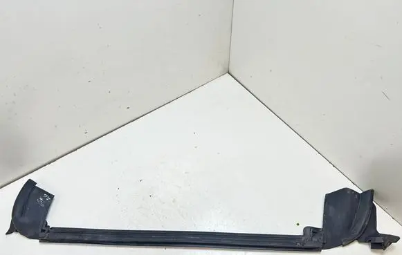 Porsche Taycan 9J1 Rubber seal rear door window/glass 9J1839871