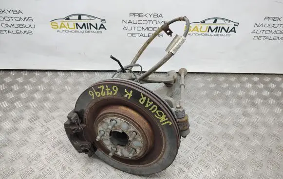 Jaguar XF X250 Rear wheel hub
