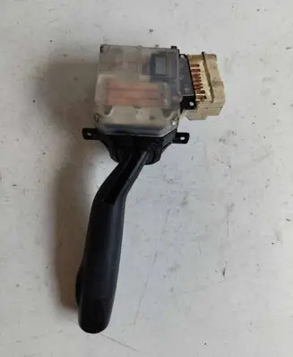 Suzuki Grand Vitara II Indicator stalk 17AO893