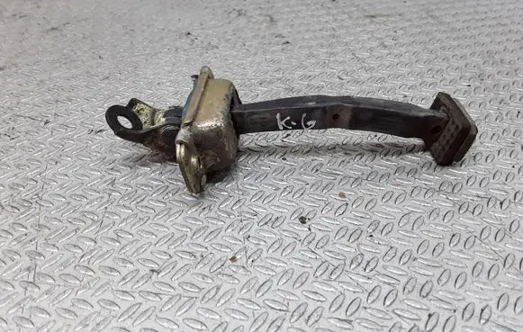 Hyundai Santa Fe Rear door check strap stopper