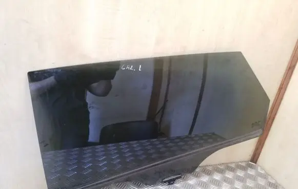 Hyundai i40 Rear door window glass