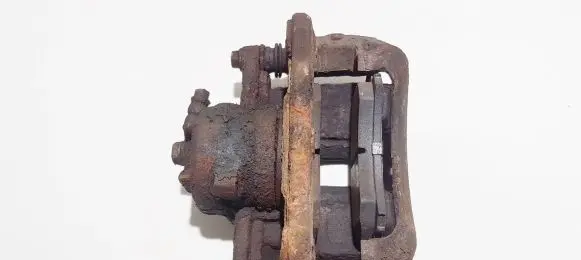 Mitsubishi Colt Front brake caliper