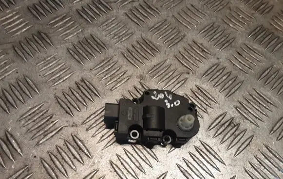 Mercedes-Benz C W204 Intake manifold valve actuator/motor A2218200042 2218200042