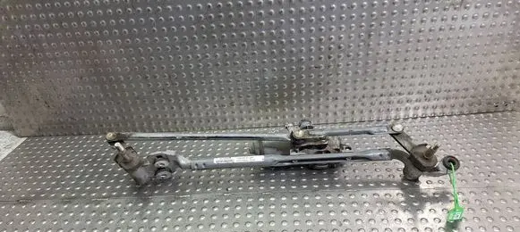 BMW X5 F15 Front wiper linkage and motor S18031269 7292653
