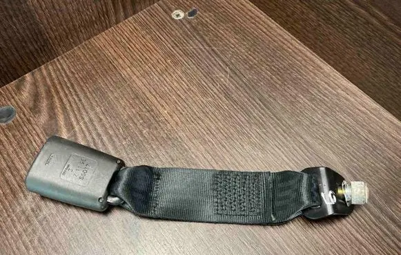 Alfa Romeo 166 Rear seatbelt buckle 56038A